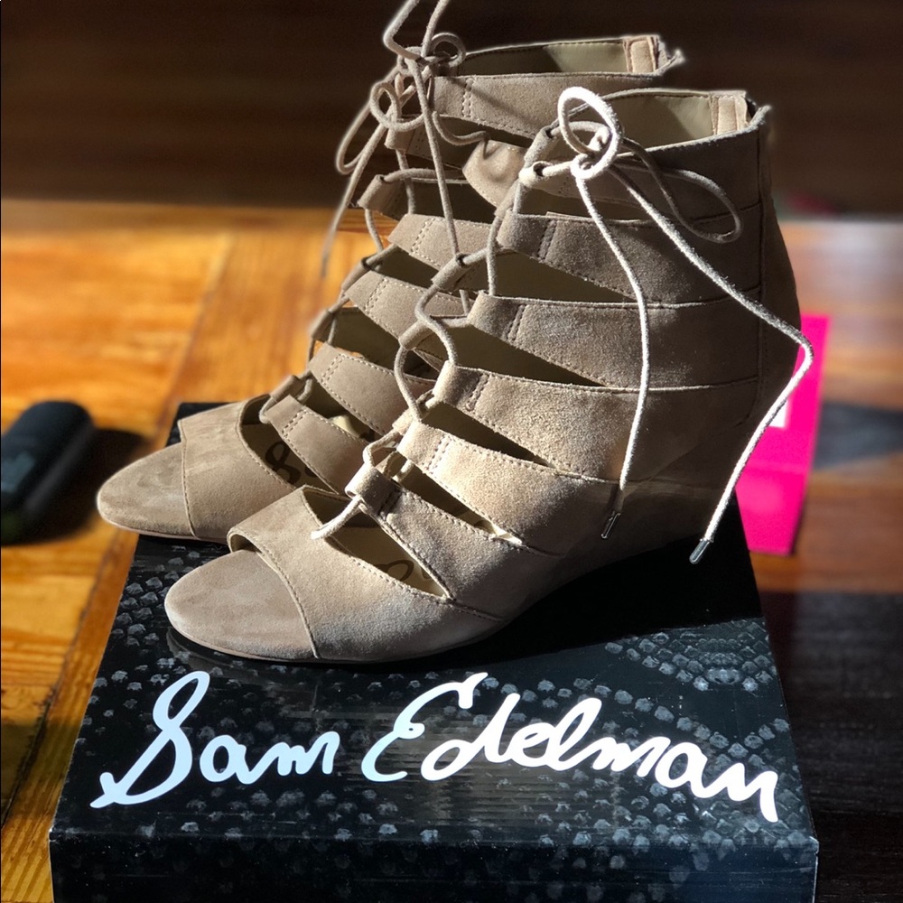Sam Edelman wedges NWT!